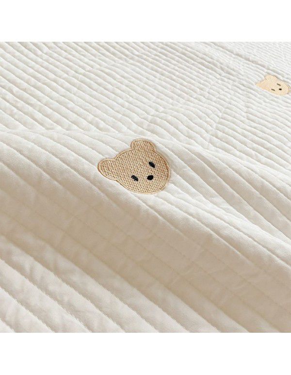 Ins style Korean bear embroidered cotton blanket cover pure cotton bed cover three piece set sandwiched cotton bed sheet four seasons quilted thin quilt 