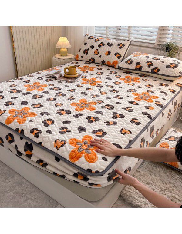 New Milk Down Fitted Sheet One Piece Winter Flange Coral Down Thickened Cotton Fitted Sheet Stuffed Anti slip Protection Mattress