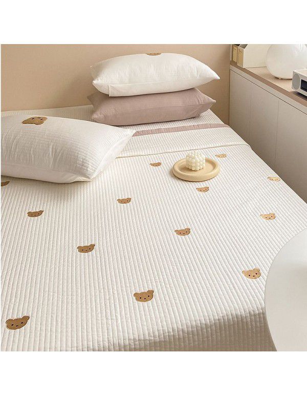 Korean bear embroidery cotton bed cover three piece quilted bed sheet four seasons quilting cover blanket tamins