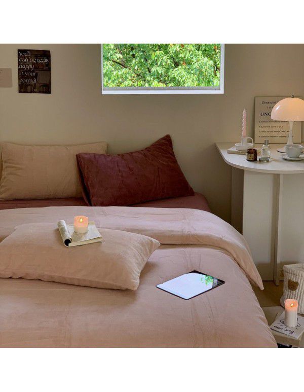 Little Red Book blogger recommends solid color mixed with milk wool four piece thick warm quilt cover coral wool bedspread ins