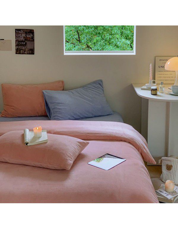 Little Red Book blogger recommends solid color mixed with milk wool four piece thick warm quilt cover coral wool bedspread ins