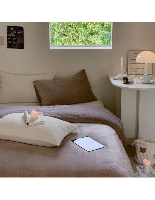 Little Red Book blogger recommends solid color mixed with milk wool four piece thick warm quilt cover coral wool bedspread ins