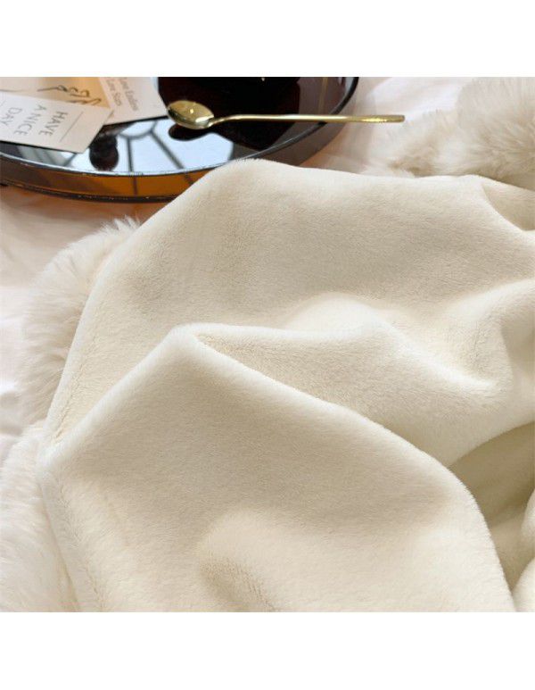 High grade imitation fur blanket comfortable skin friendly bubble rabbit blanket winter sofa blanket leisure blanket light luxury bed tail blanket