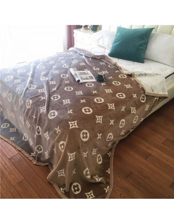Double layer thickened warm cloud blanket European blanket AB Farai velvet ferret velvet crystal velvet air conditioning blanket wholesale