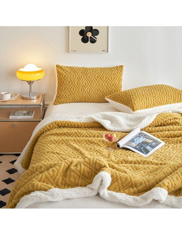 Winter lamb coral wool blanket double layer thickened single student dormitory nap flannel blanket quilt wholesale