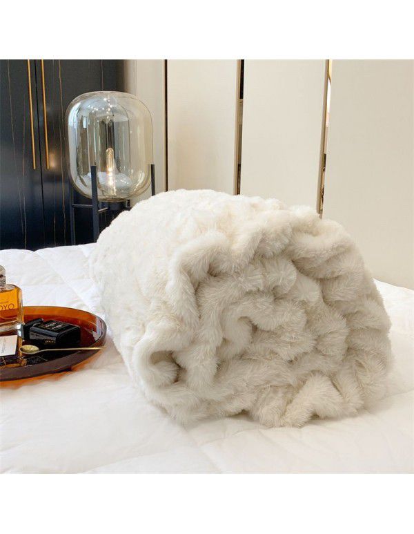 High grade imitation fur blanket comfortable skin friendly bubble rabbit blanket winter sofa blanket leisure blanket light luxury bed tail blanket