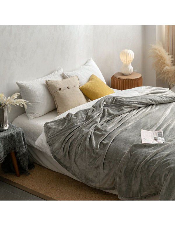 Autumn and winter new simple Japanese non print blanket sofa blanket thickened fine coral flannel blanket leisure blanket