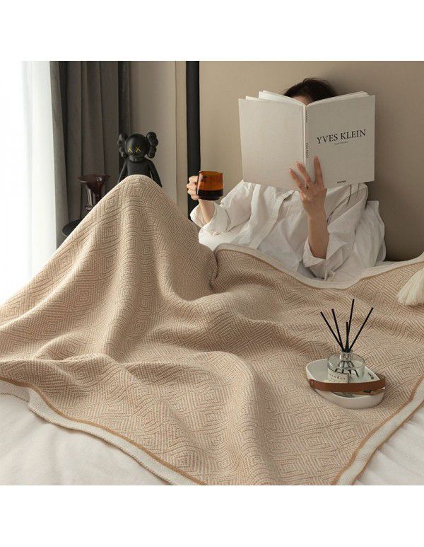 Knitted blankets, air conditioning blankets, towels, quilts, summer dormitories, children's siesta, office, siesta, blankets, sofas, blankets