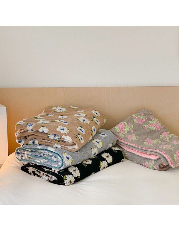 French Romantic Beanstalk Vintage Wool Blanket Floral Blanket Girls' Office Napping Blanket Autumn and Winter Warm