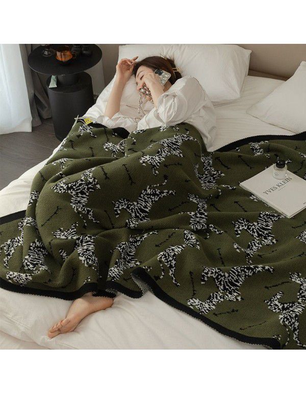 Knitted blankets, air conditioning blankets, towels, quilts, summer dormitories, children's siesta, office, siesta, blankets, sofas, blankets