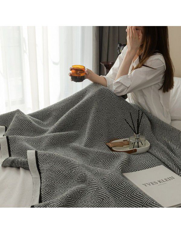 Knitted blankets, air conditioning blankets, towels, quilts, summer dormitories, children's siesta, office, siesta, blankets, sofas, blankets