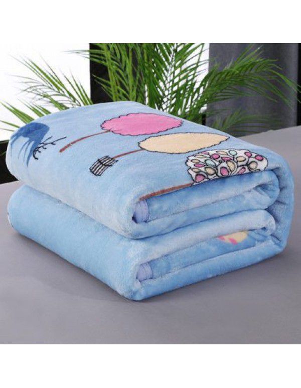 Small blanket coral blanket quilt single towel quilt thickened flannel cover blanket plush bed sheet nap blanket.