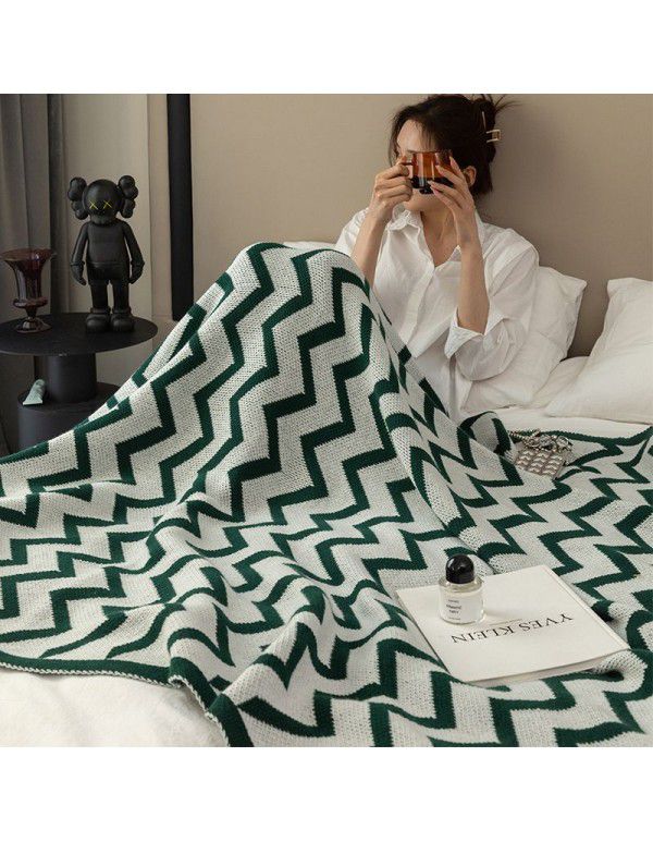 Knitted blankets, air conditioning blankets, towels, quilts, summer dormitories, children's siesta, office, siesta, blankets, sofas, blankets